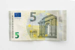 Lire la suite à propos de l’article Impact de l&rsquo;augmentation du SMIC sur la rémunération des agents fonctionnaires